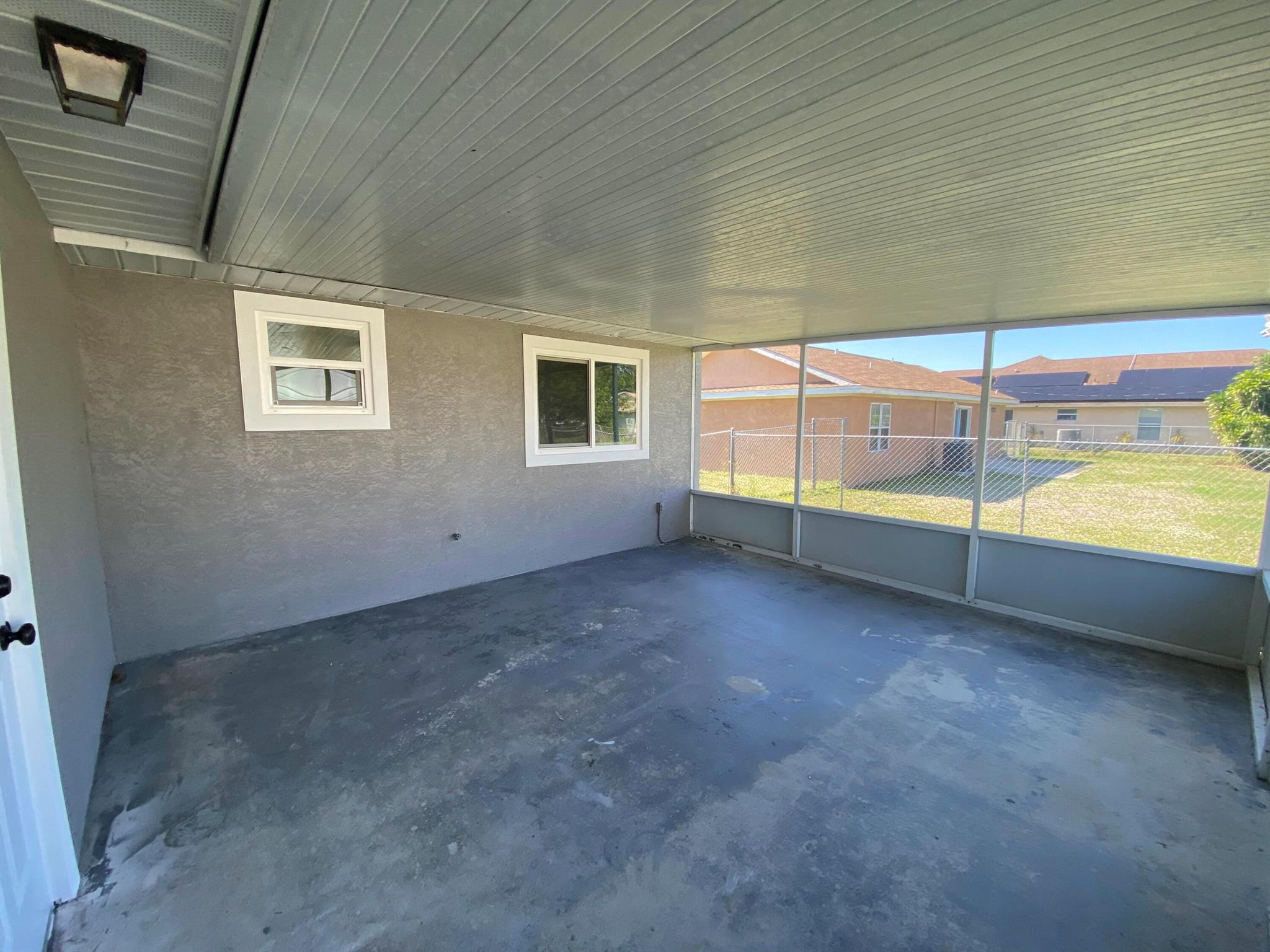 PORT ST LUCIE SECTION 25 - Residential Lease