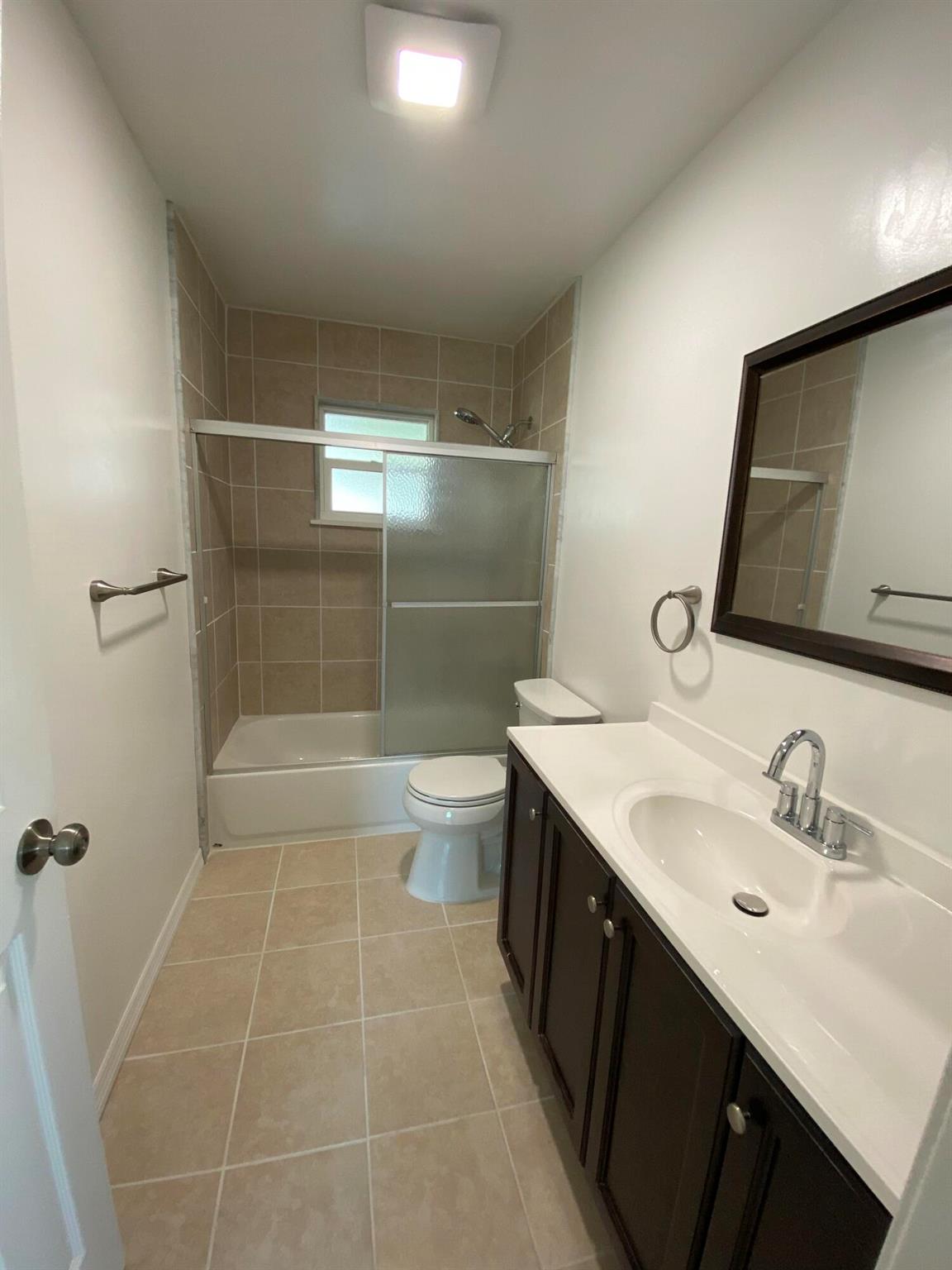 PORT ST LUCIE SECTION 25 - Residential Lease