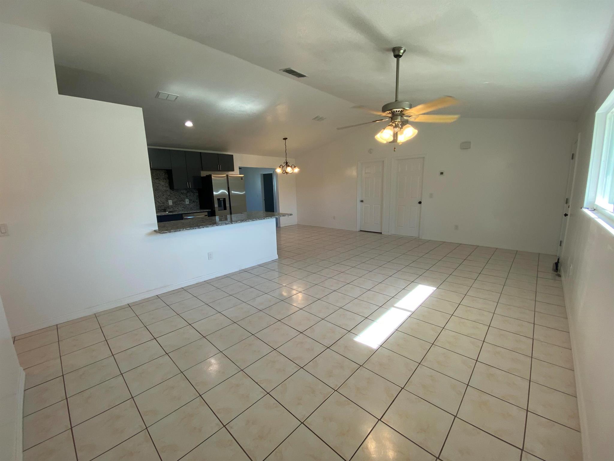 PORT ST LUCIE SECTION 25 - Residential Lease