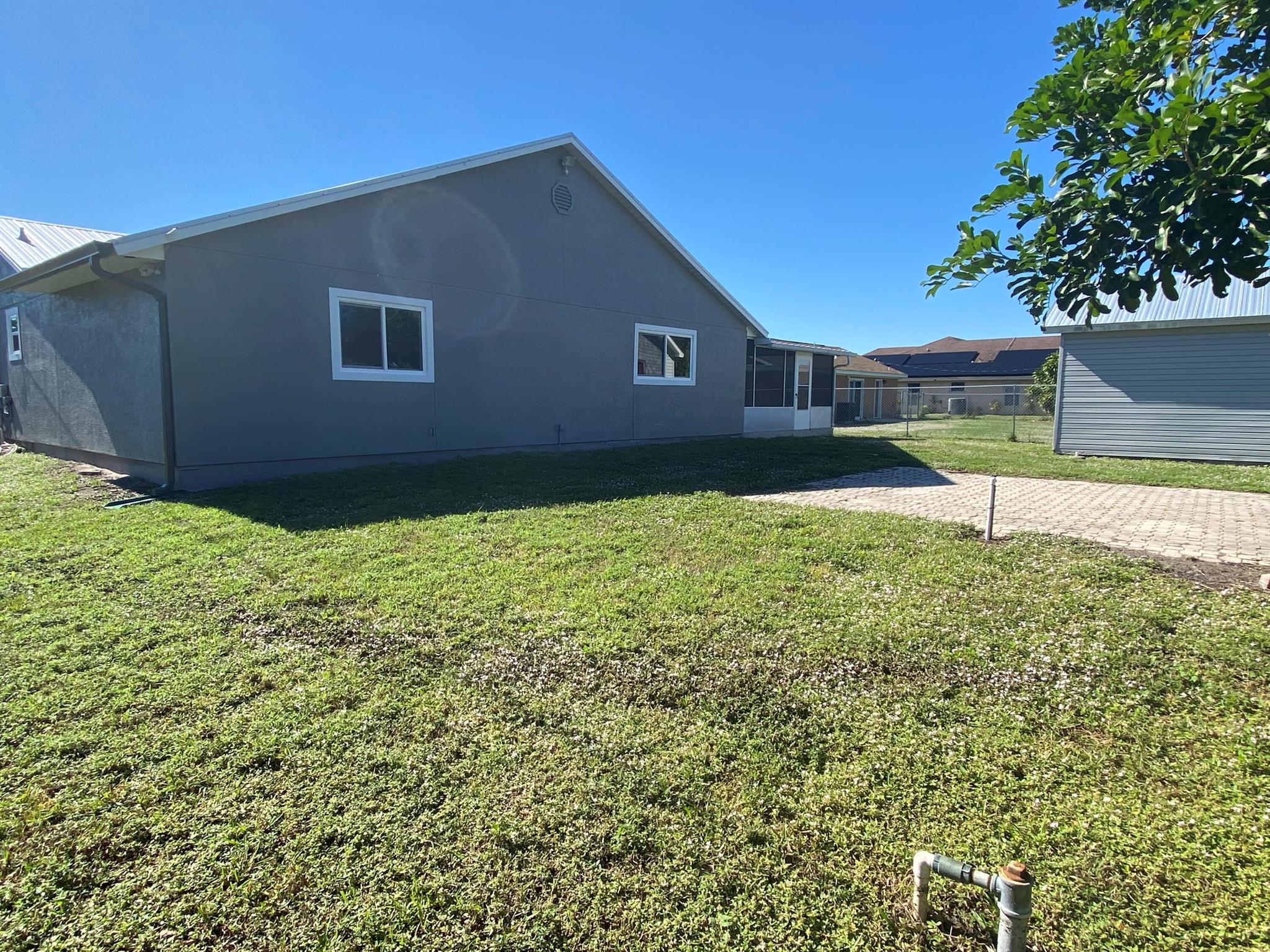 PORT ST LUCIE SECTION 25 - Residential Lease