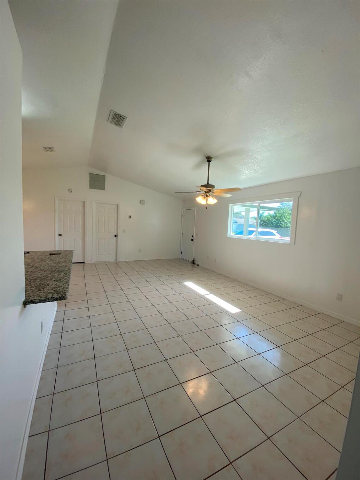 PORT ST LUCIE SECTION 25 - Residential Lease