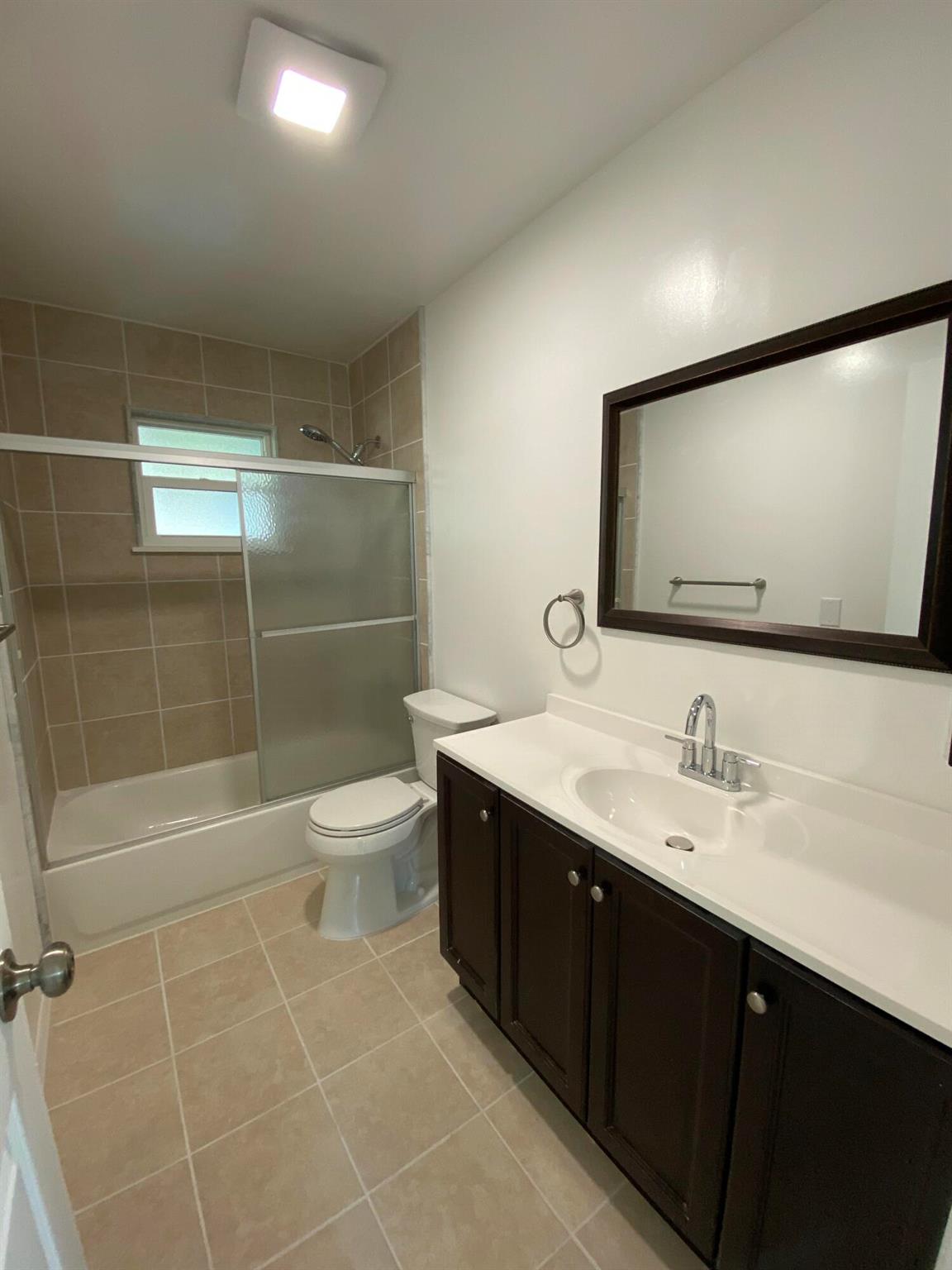 PORT ST LUCIE SECTION 25 - Residential Lease