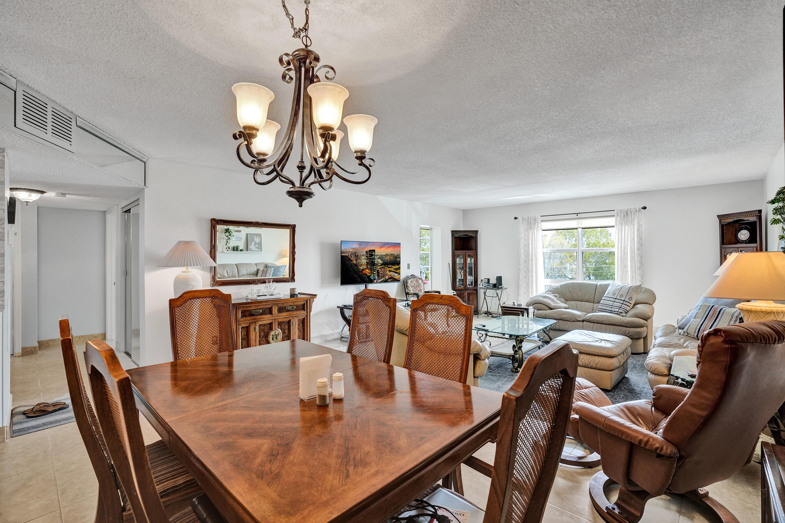 CASTLE APARTMENTS 15 CONDO - Residential