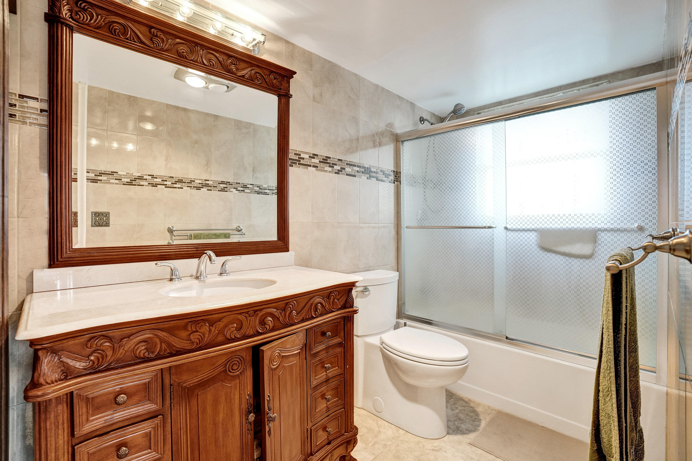 CASTLE APARTMENTS 15 CONDO - Residential