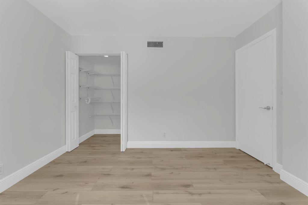 Villas At Meadow Lakes Co - Residential Lease