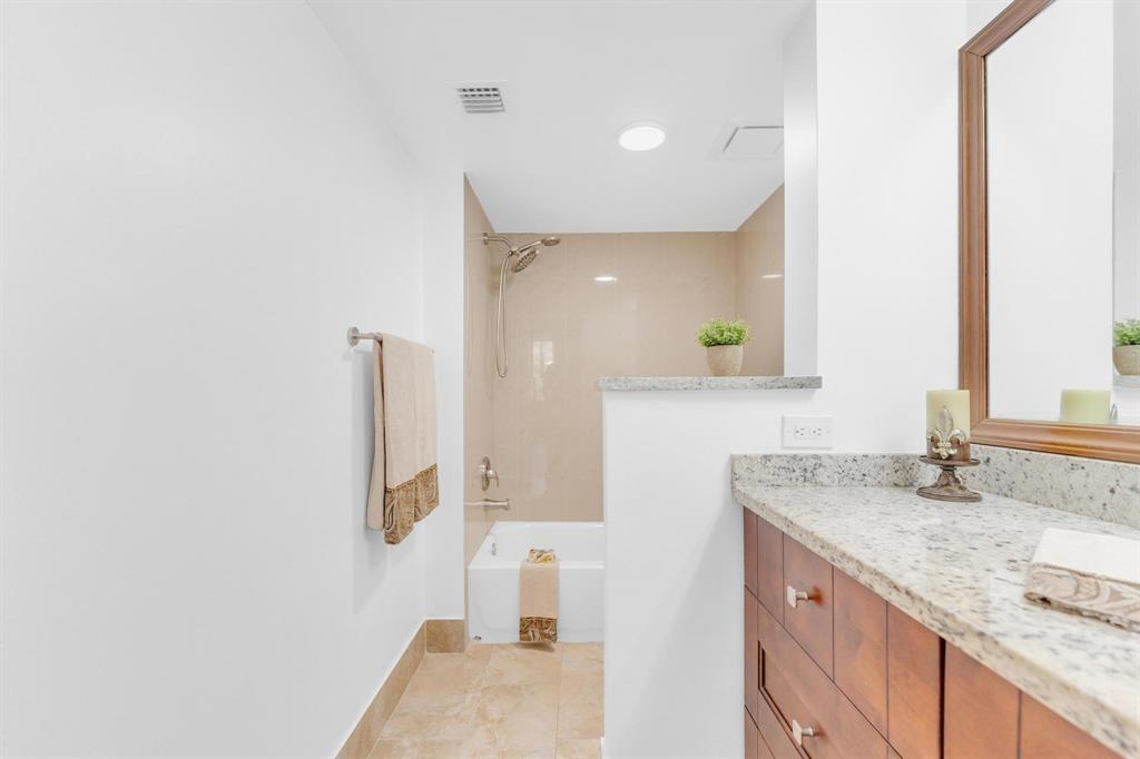 Villas At Meadow Lakes Co - Residential Lease