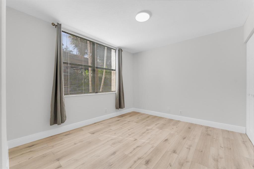 Villas At Meadow Lakes Co - Residential Lease