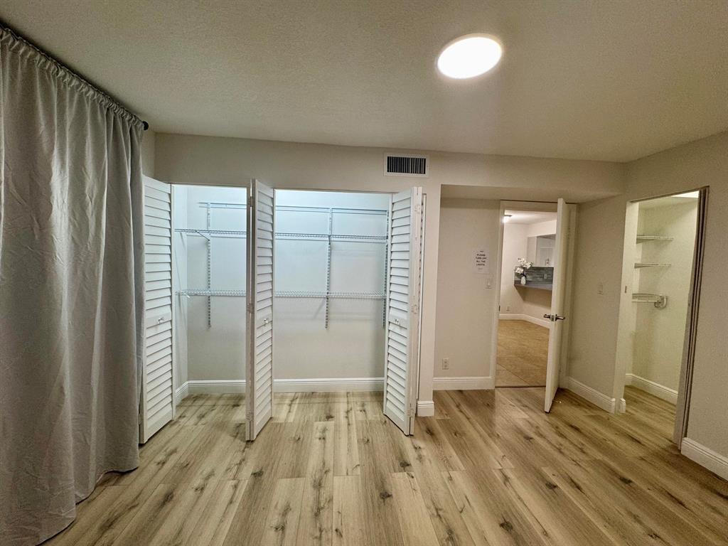 Villas At Meadow Lakes Co - Residential Lease