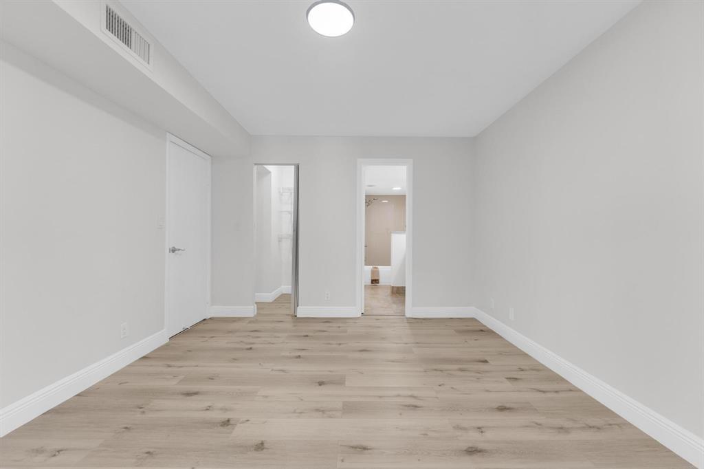 Villas At Meadow Lakes Co - Residential Lease