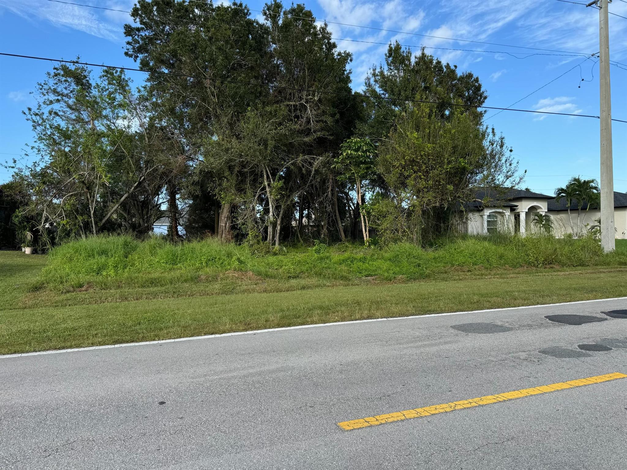 PORT ST LUCIE SECTION 15 - Land