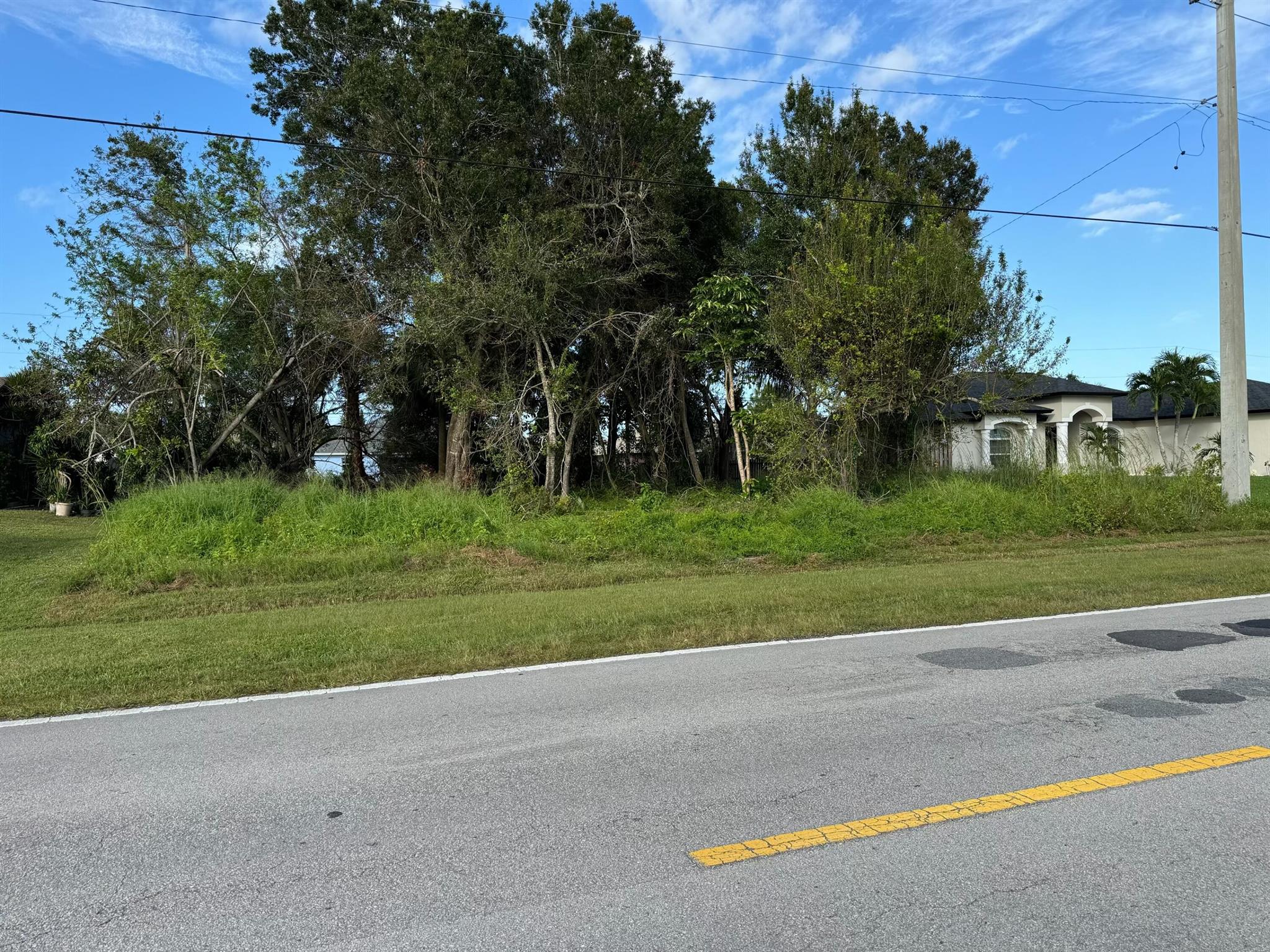 PORT ST LUCIE SECTION 15 - Land
