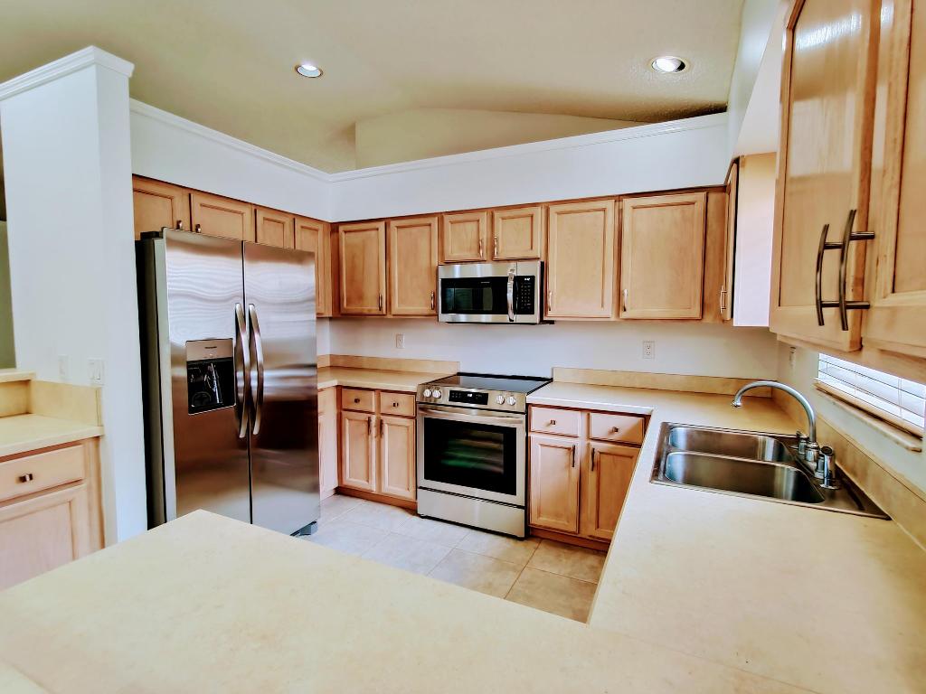 NEWPORT COVE, HAGEN RANCH HEIGHTS - Residential