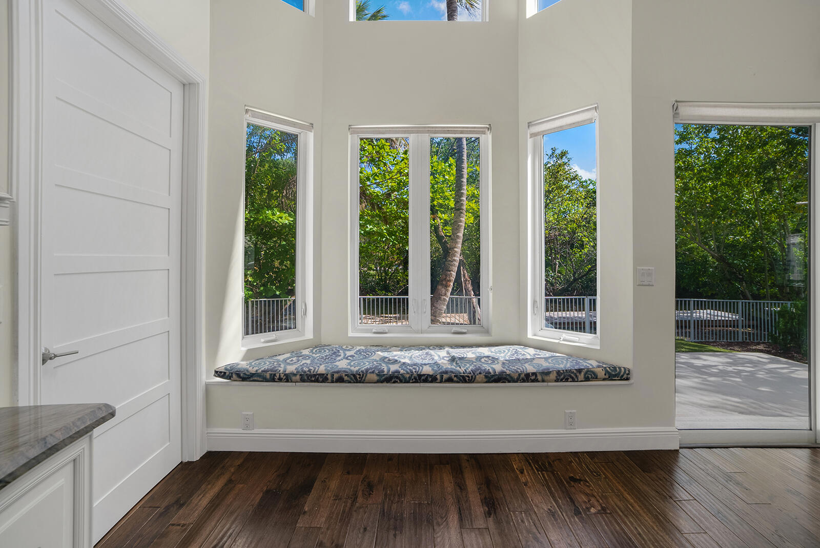 TARPON RIVER PARK - Residential