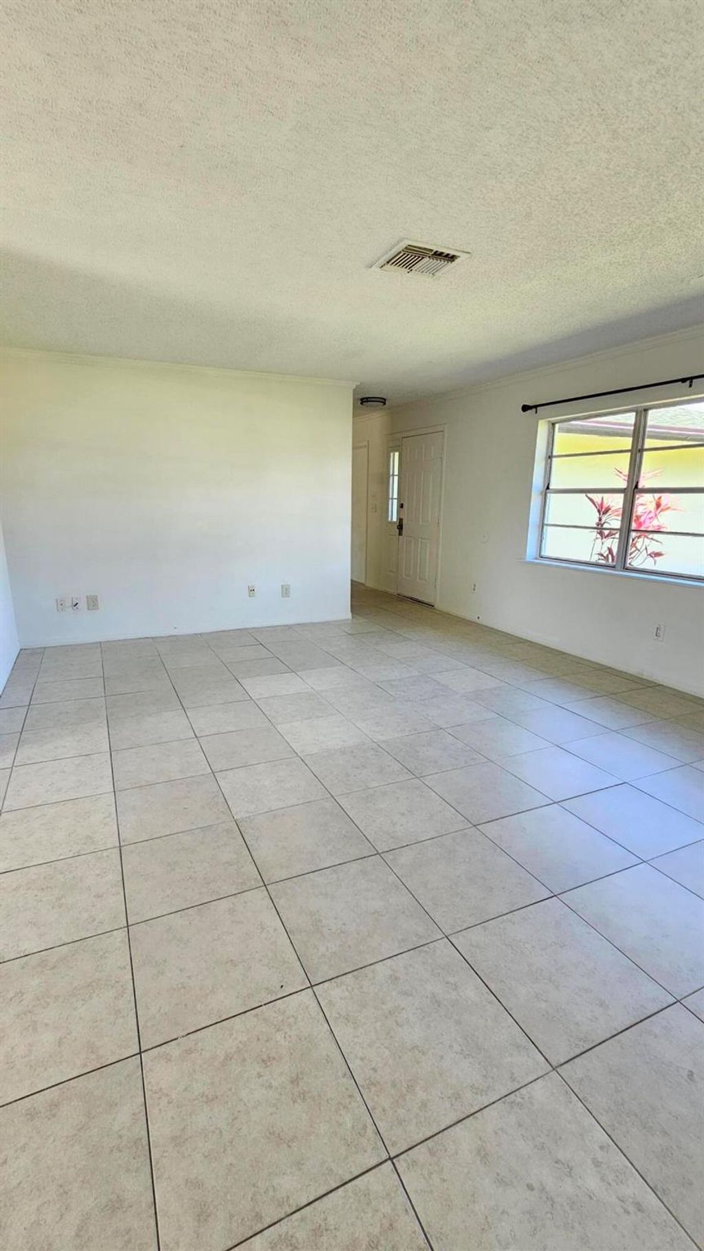 Photo of 424 SE Skipper Lane, Port Saint Lucie, FL 34983 (MLS # R11069176)