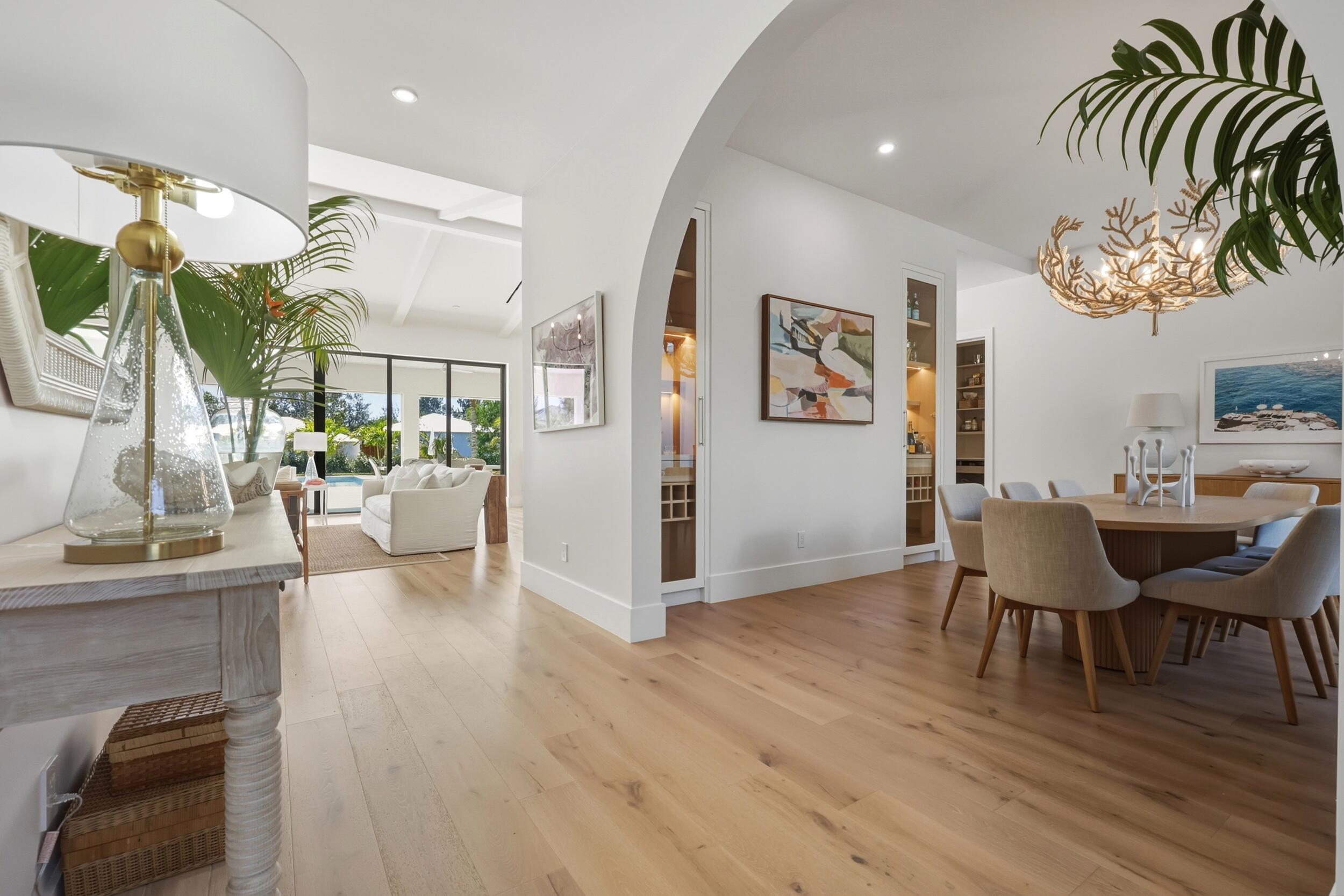 9120 Mockingbird Trail