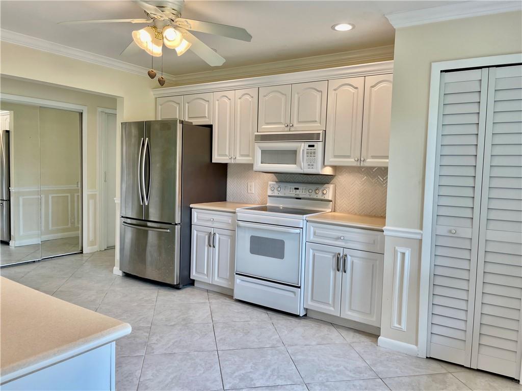 Eaglewood & Rep 02 Port - Residential
