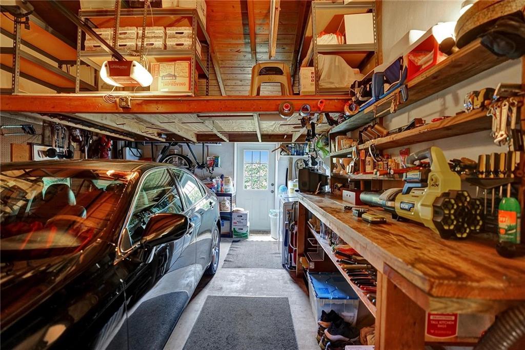 Hollywood Hills 6-22 B - Residential