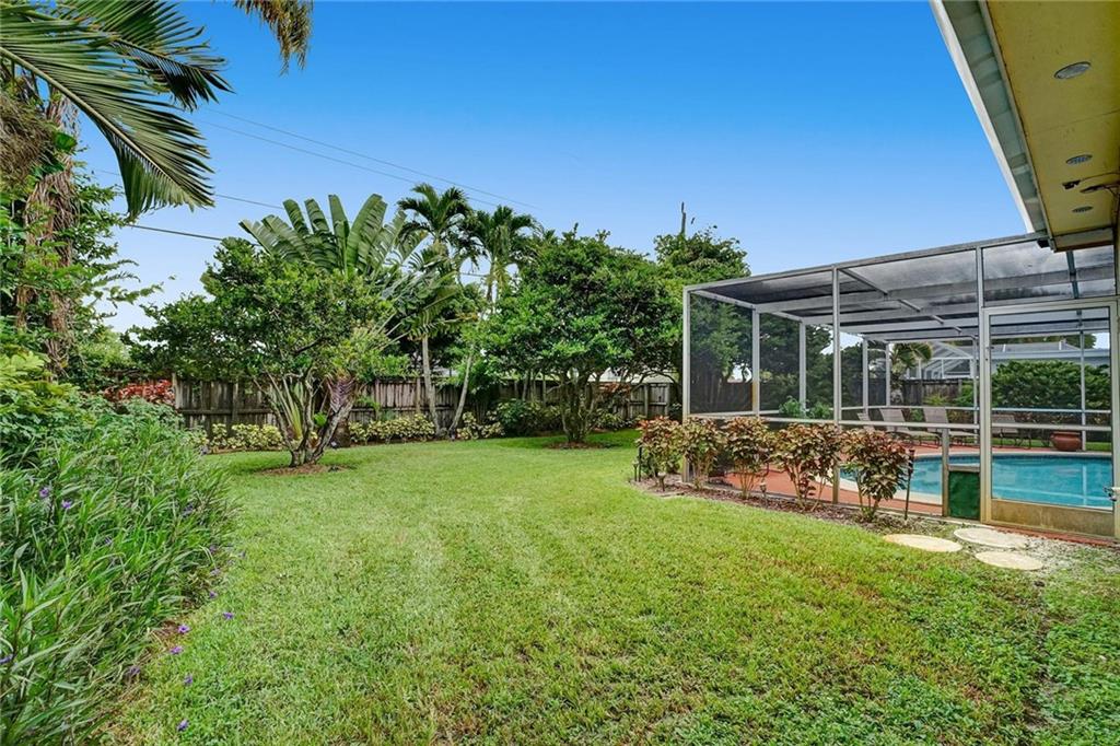 Hollywood Hills 6-22 B - Residential