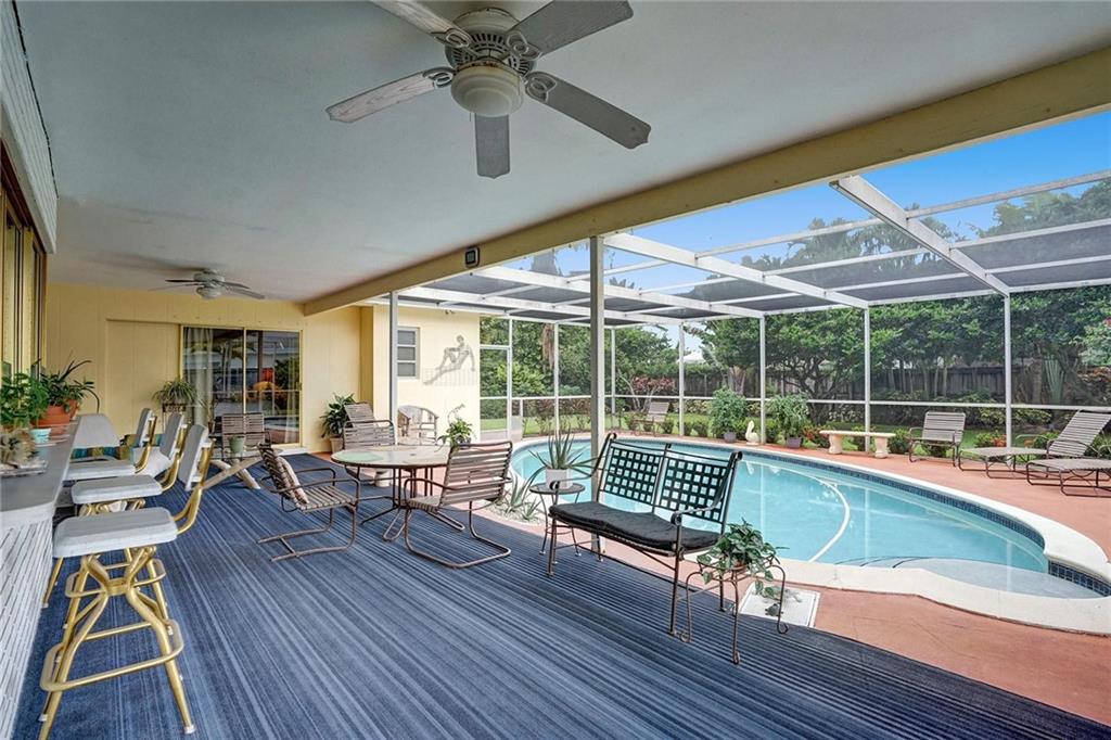 Hollywood Hills 6-22 B - Residential