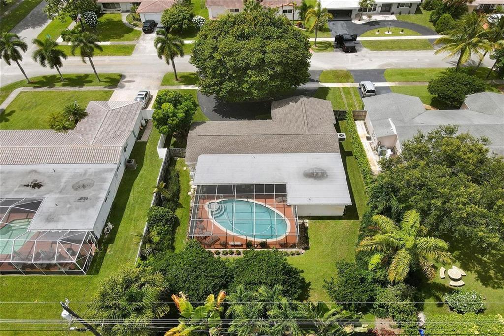 Hollywood Hills 6-22 B - Residential