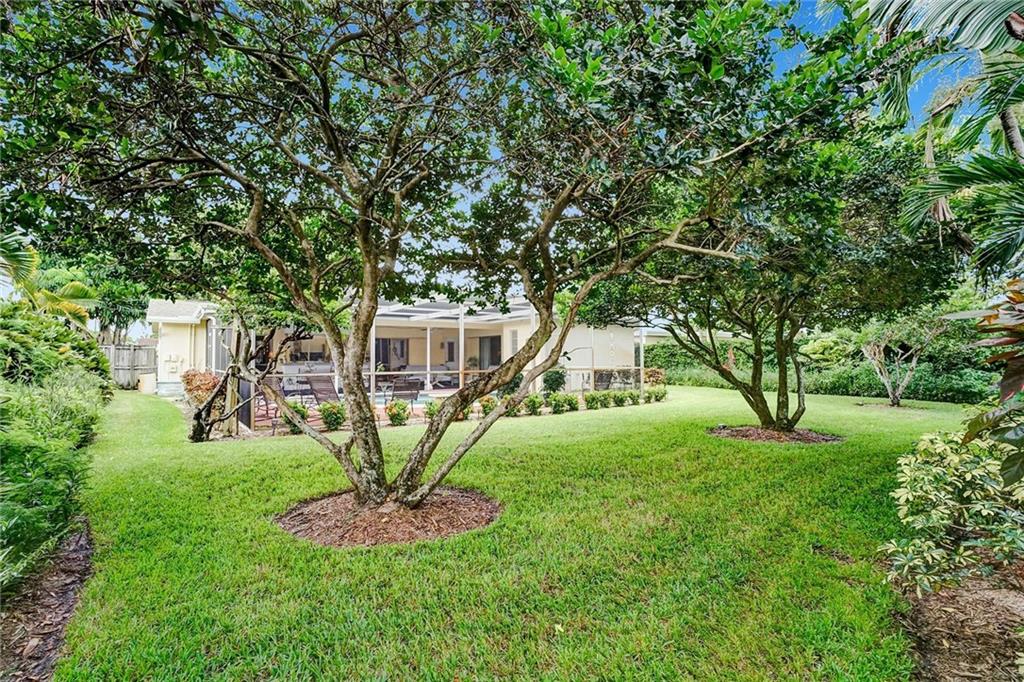 Hollywood Hills 6-22 B - Residential