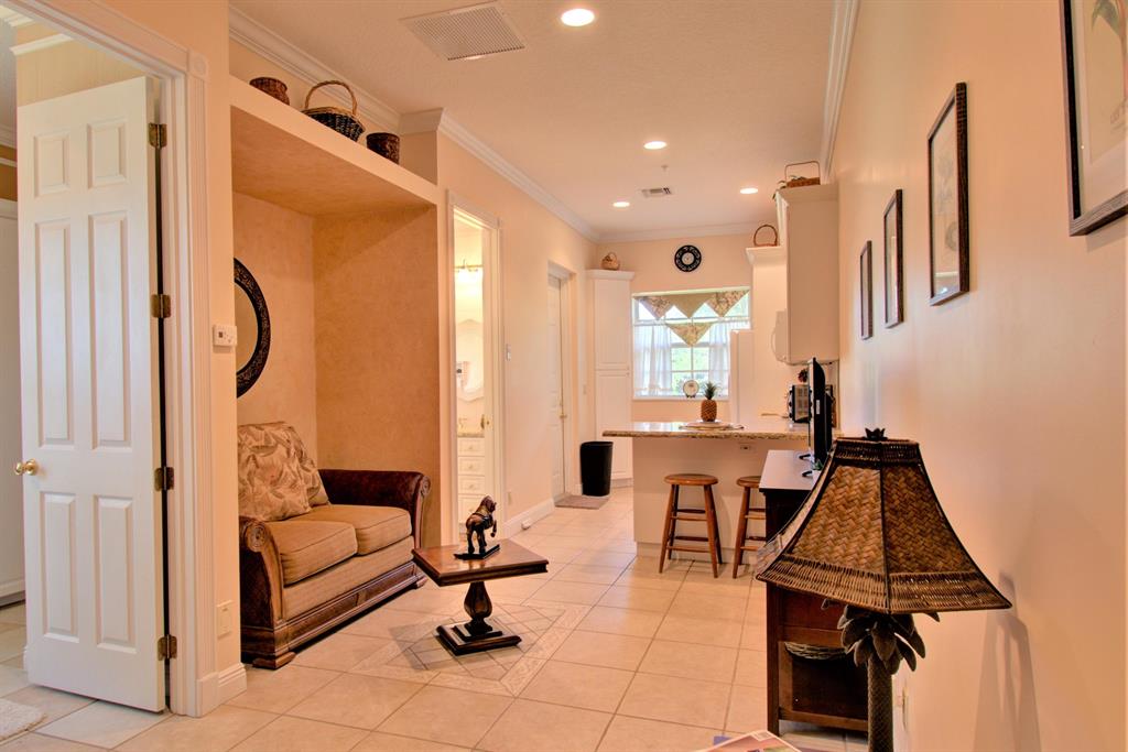 WELLINGTON AERO CLUB OF T - Residential