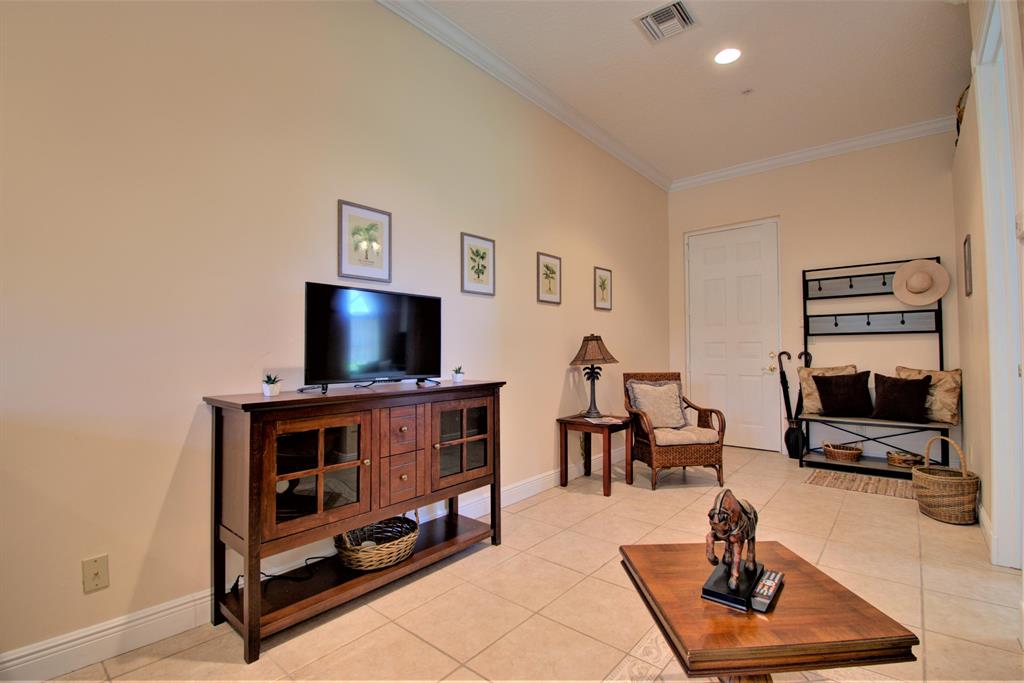 WELLINGTON AERO CLUB OF T - Residential