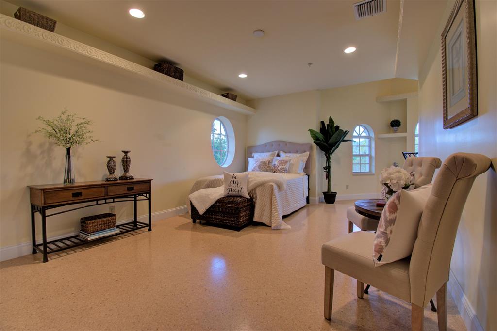 WELLINGTON AERO CLUB OF T - Residential