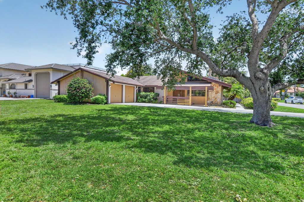 Photo of 4200 NW 4th Avenue, Boca Raton, FL 33431 (MLS # B26016033)