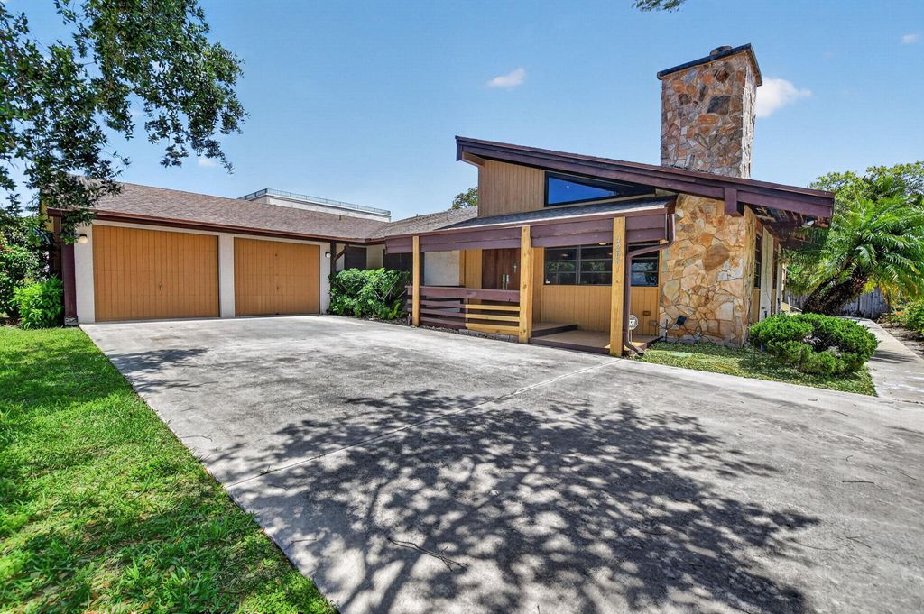 Photo of 4200 NW 4th Avenue, Boca Raton, FL 33431 (MLS # B26016033)