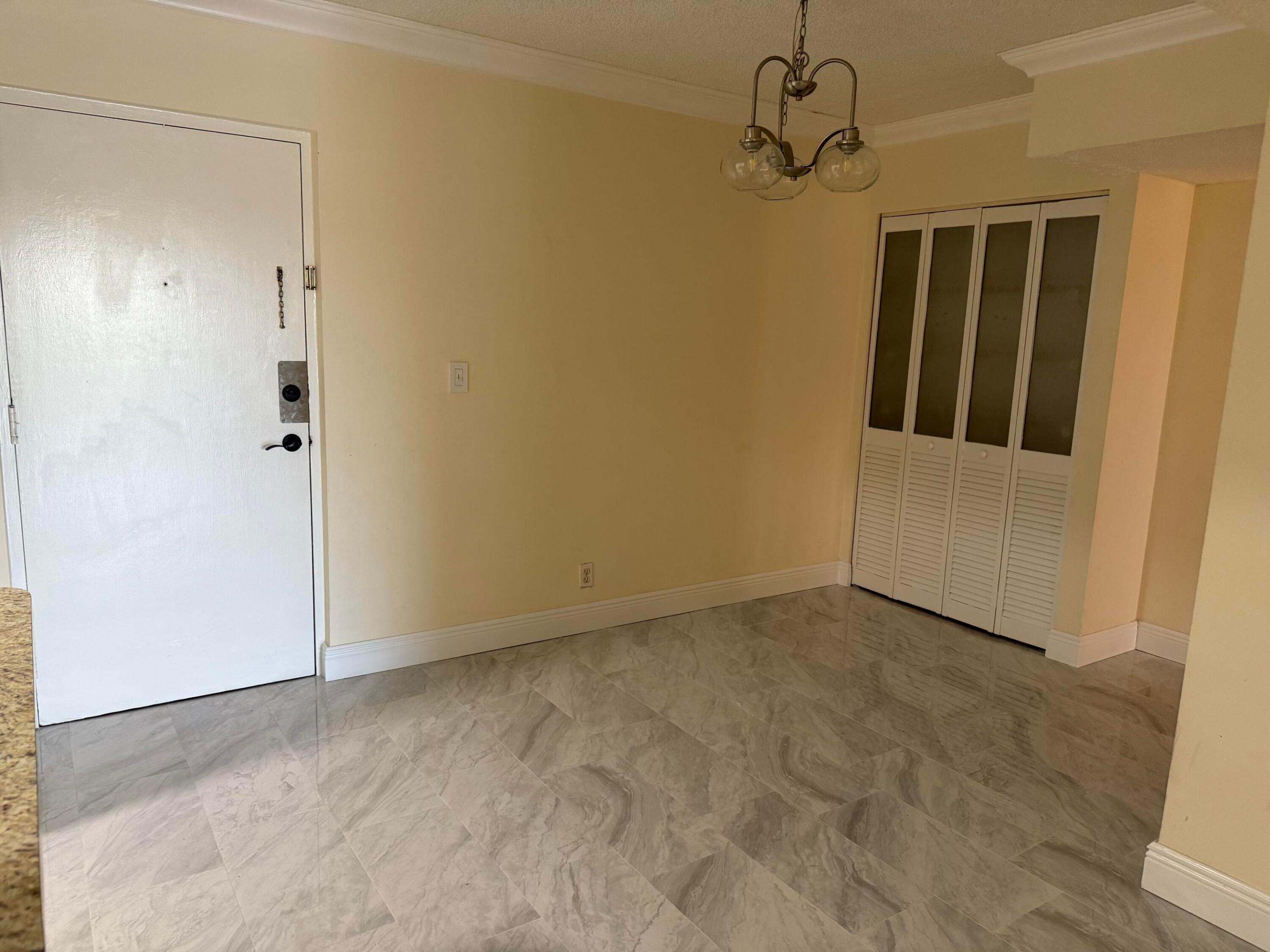 CASA DEL RIO CONDO - Residential Lease