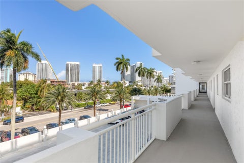 Tiny photo for 511 BAYSHORE Drive #410, Fort Lauderdale, FL 33304 (MLS # B26090898)