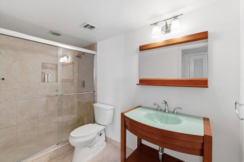 Tiny photo for 511 BAYSHORE Drive #410, Fort Lauderdale, FL 33304 (MLS # B26090898)