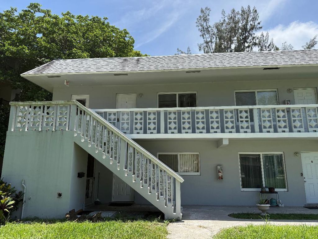 Photo of 3941 Crystal Lake Drive #E, Pompano Beach, FL 33064 (MLS # B26045481)