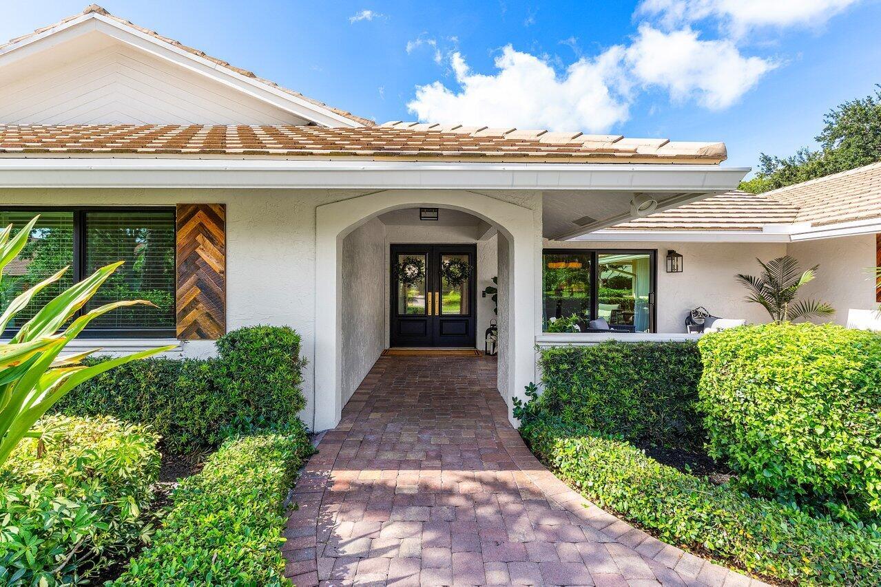 3160 Saint James Drive
