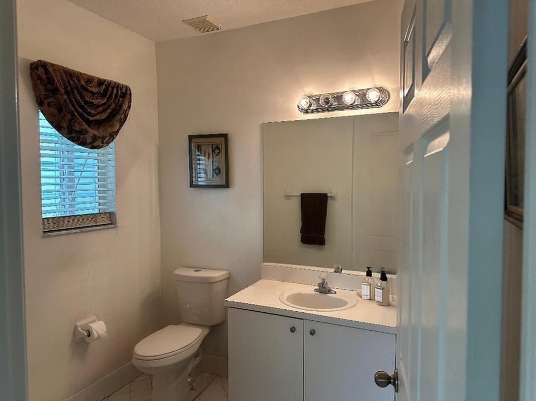 Lakes/Bay Kaye - Residential