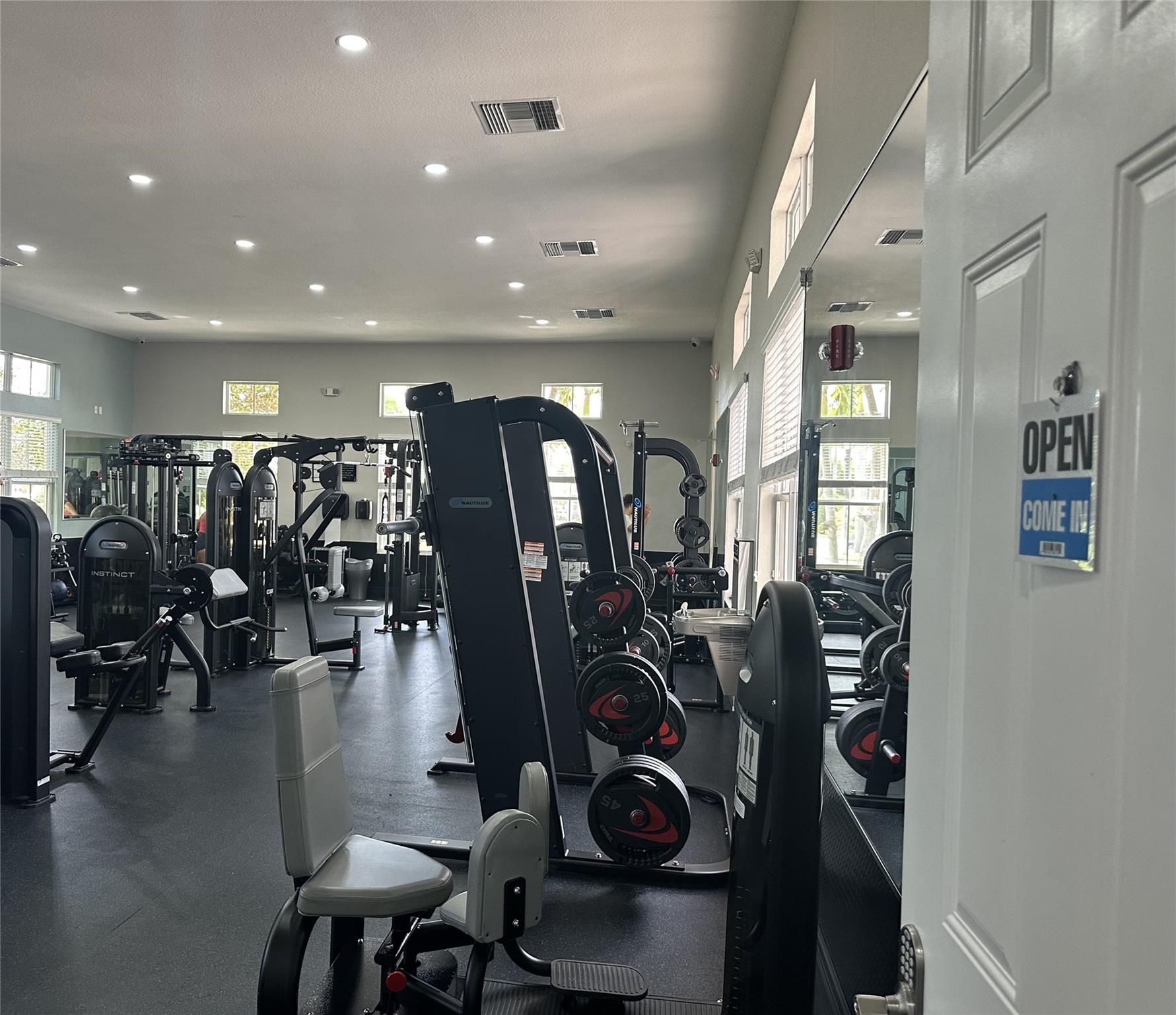 Lakes/Bay Kaye - Residential