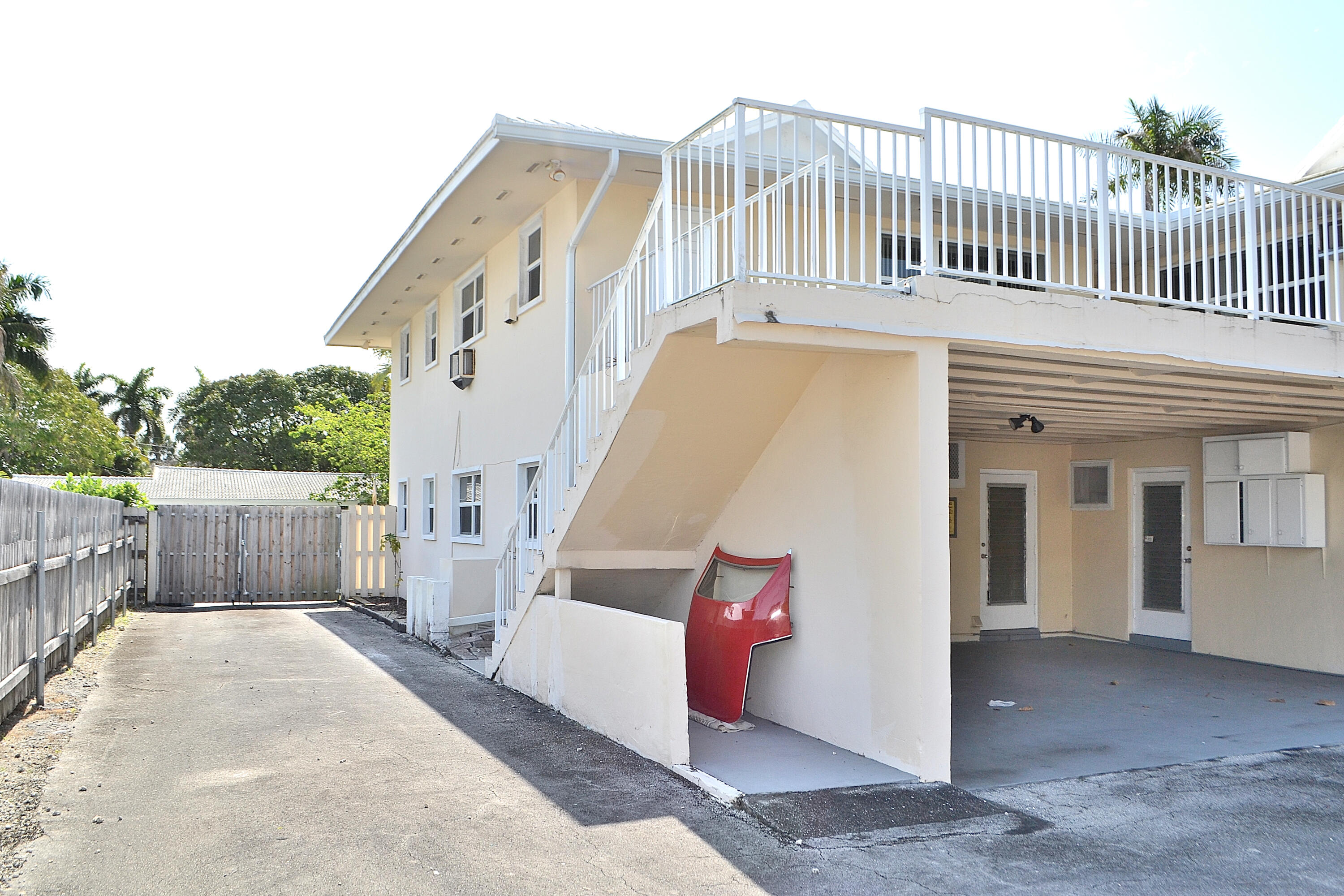 2633 Middle River Drive 1-6