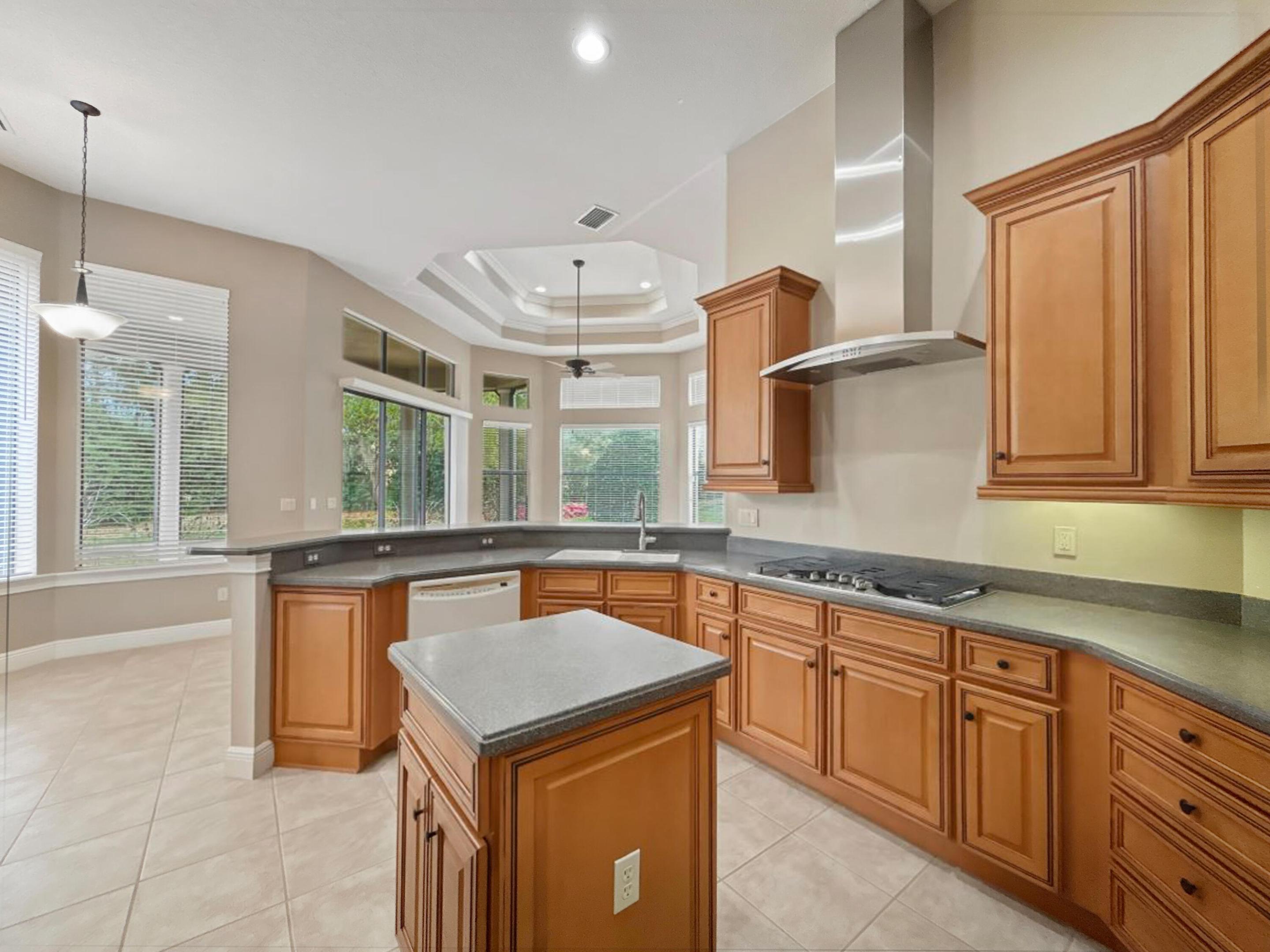 Las Colinas - Residential