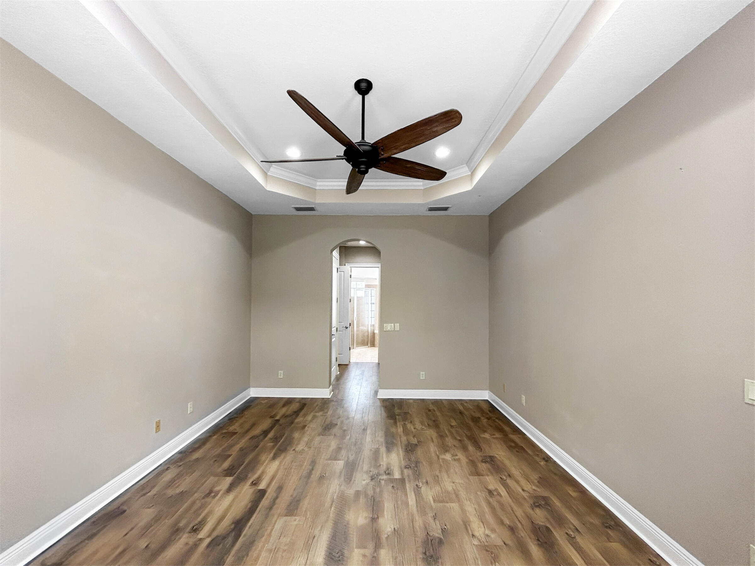 Las Colinas - Residential