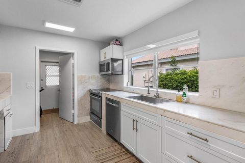 Tiny photo for 900 Marble Way, Boca Raton, FL 33432 (MLS # R11162372)
