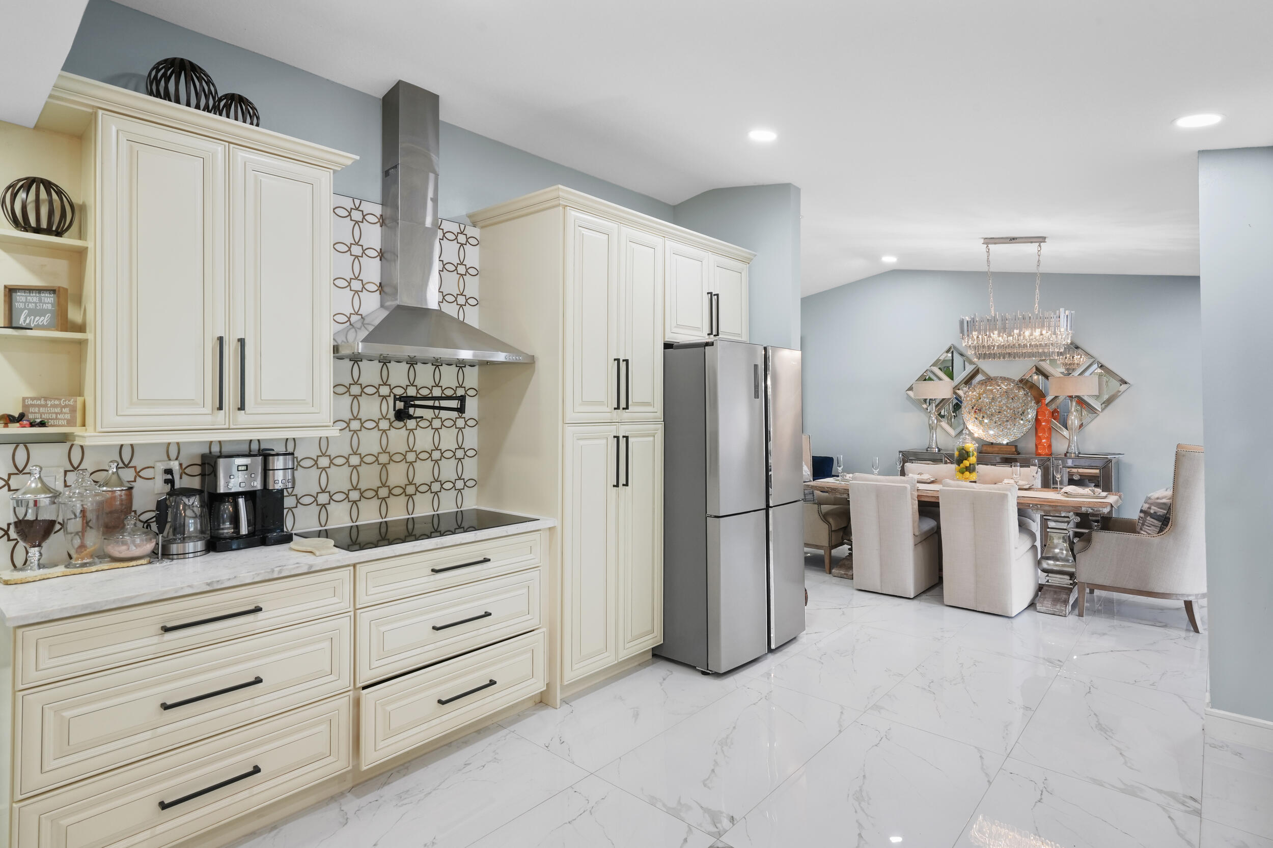 RIVERS EDGE - Residential