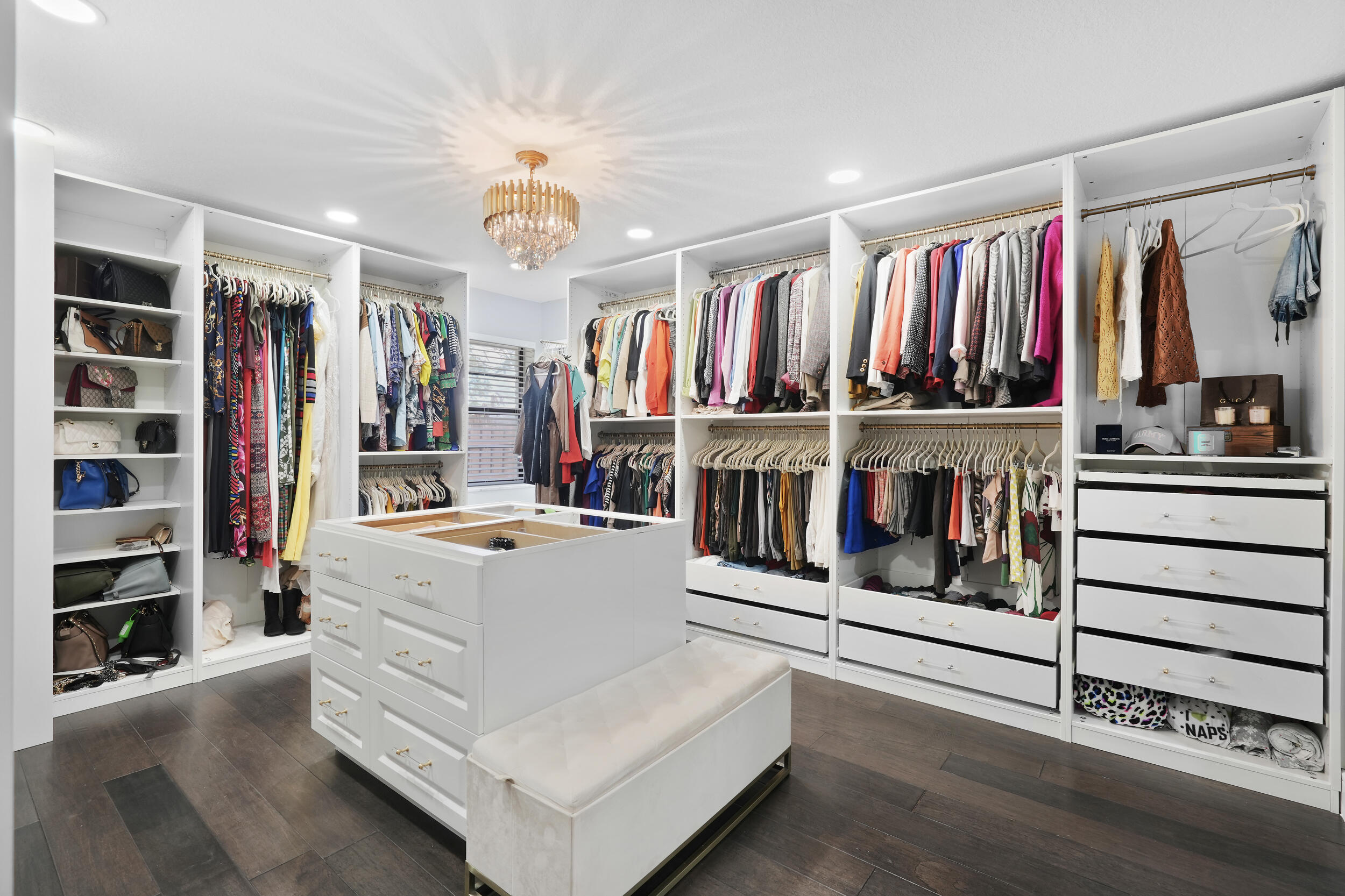 RIVERS EDGE - Residential