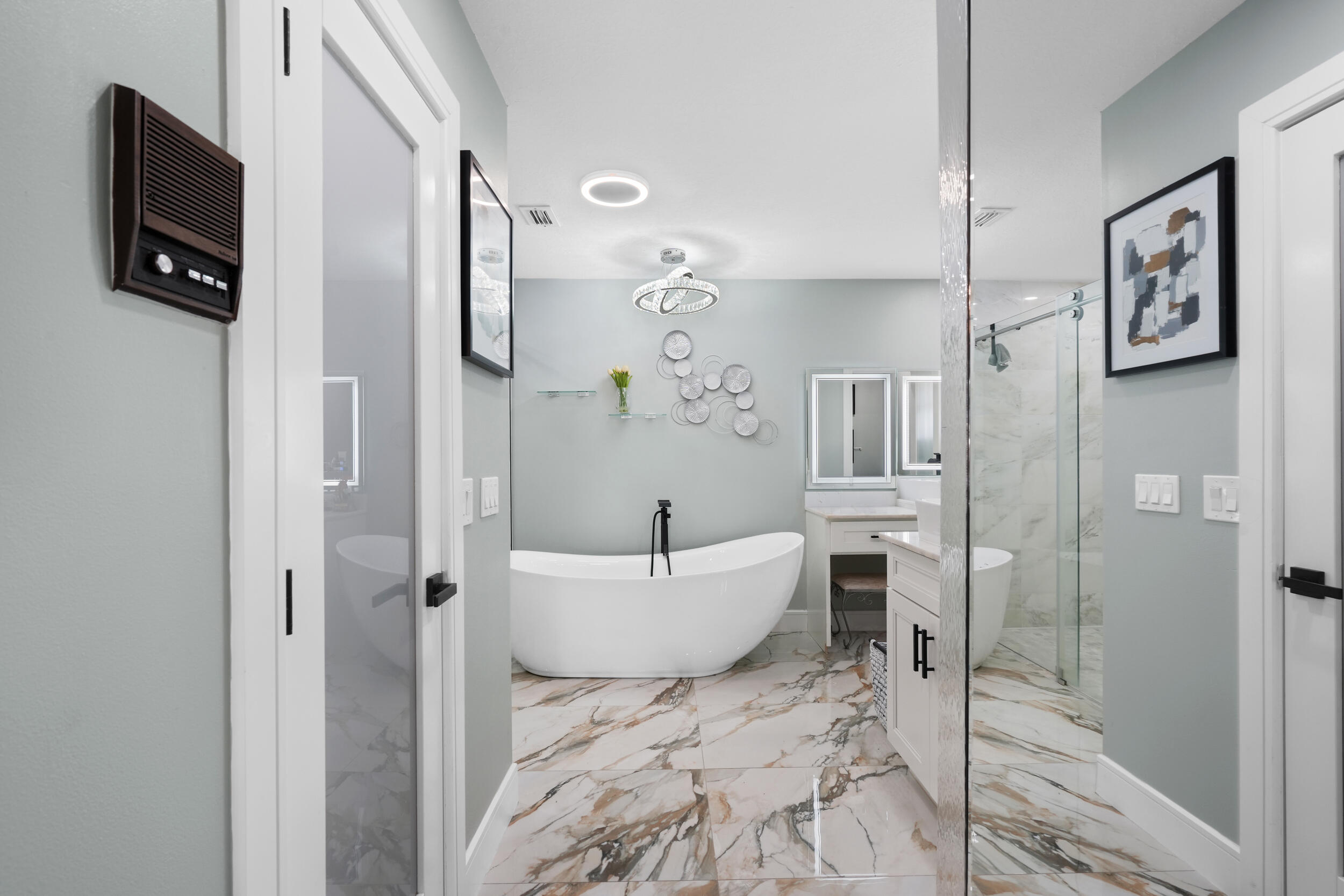 RIVERS EDGE - Residential