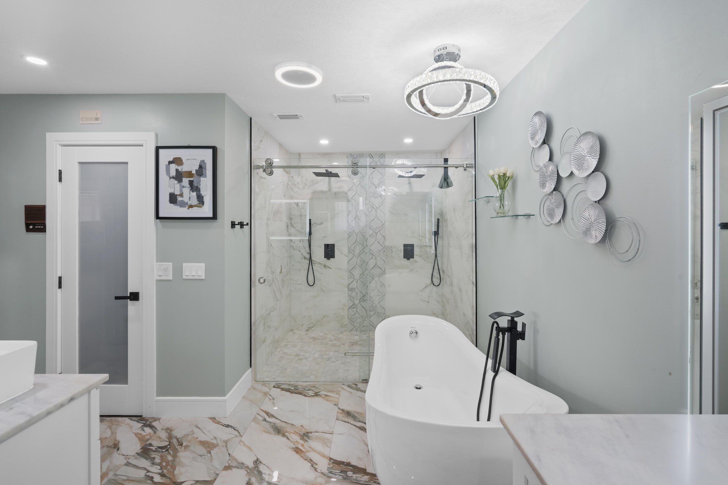 RIVERS EDGE - Residential