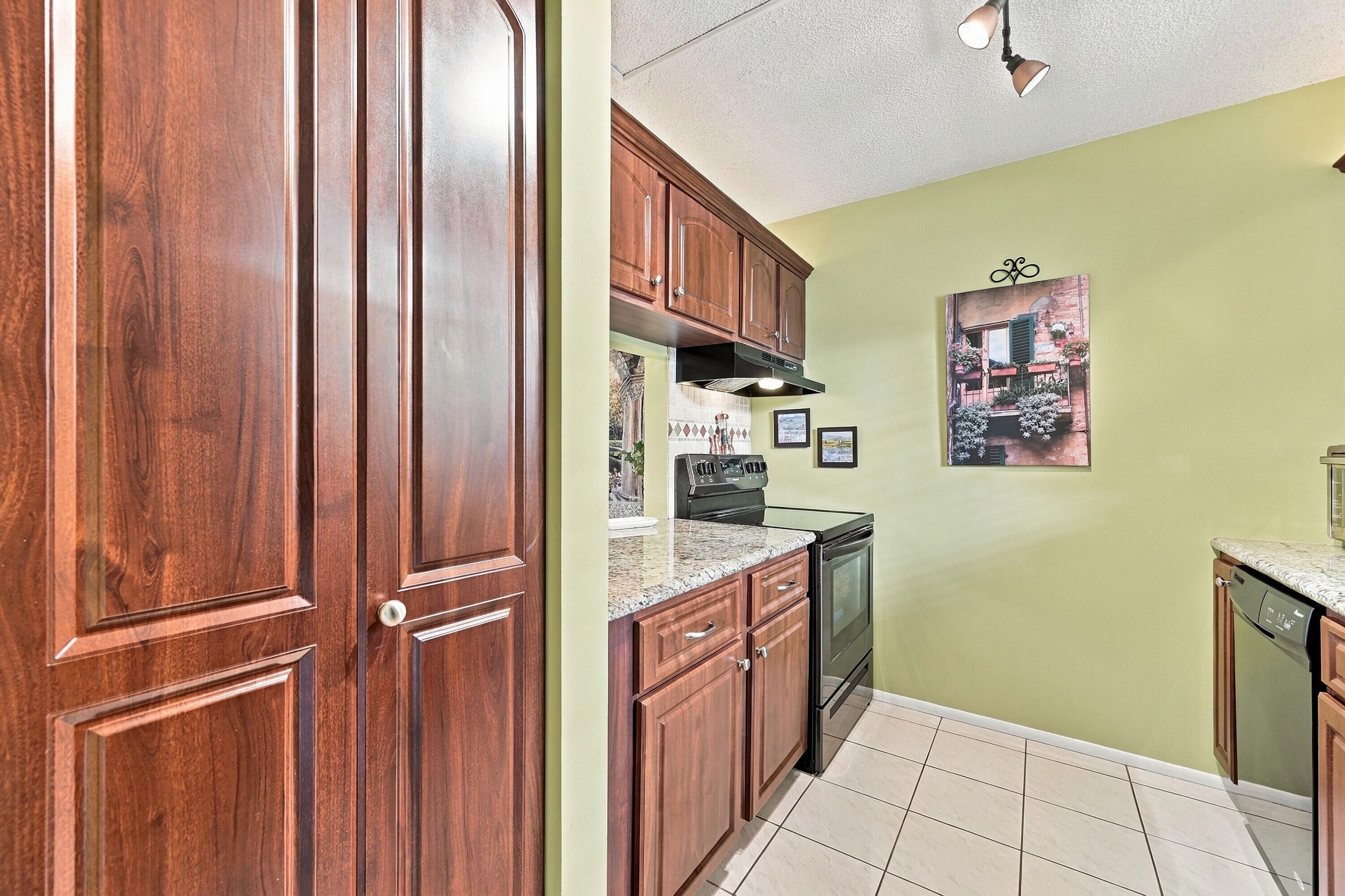 11477 NW 39th Court 201-1