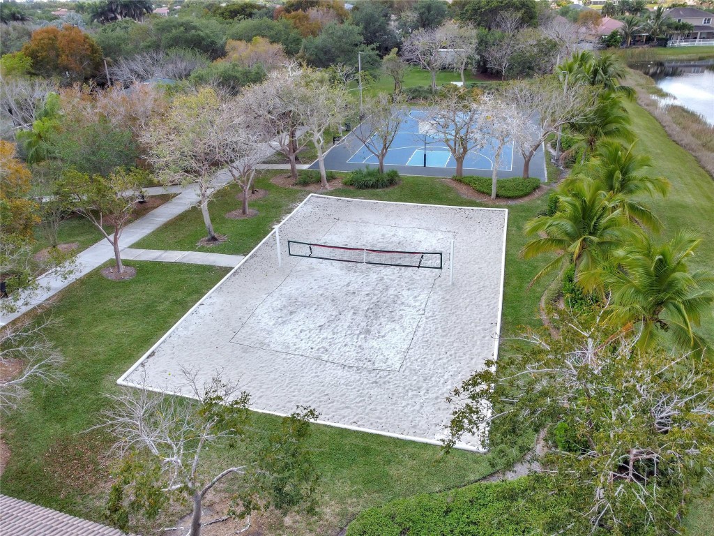 Isles At Weston 171-40 B - Residential