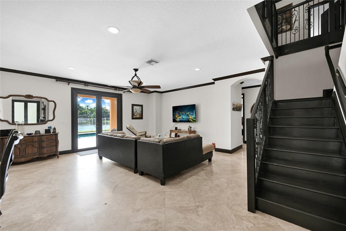 3872 W Hibiscus Street