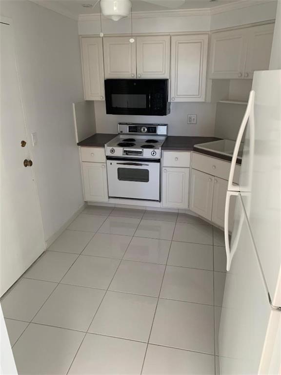 Essex Tower Condo - Residential Lease