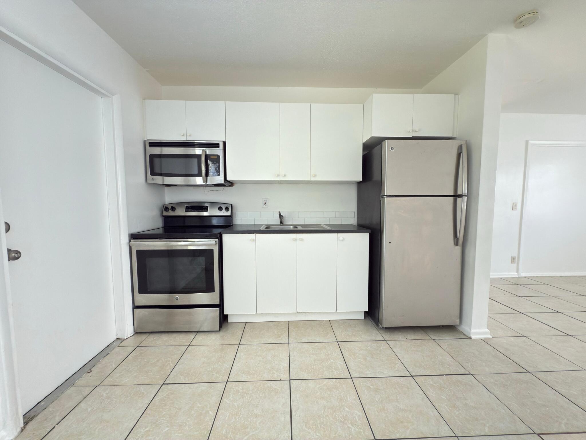 PLEASANT HEIGHTS - Residential Lease